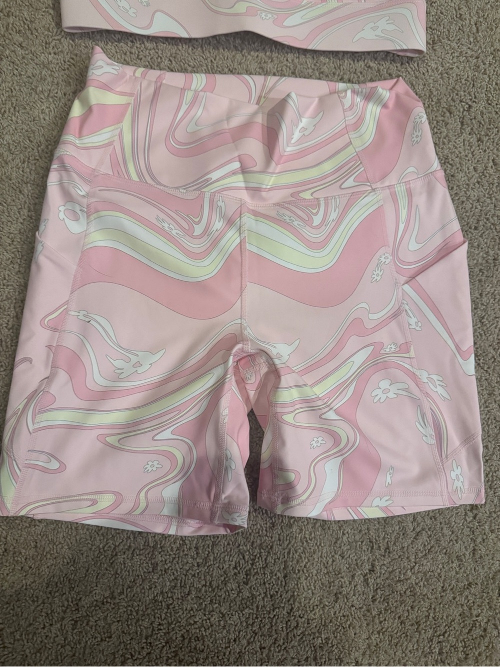 Fabletics Matching Set - Picture 5 of 6